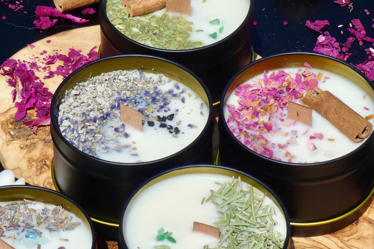 Bougies de la collection rituels de Studio Cece - toppings naturels